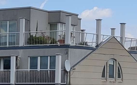 In der Detailvergr&ouml;&szlig;erung wird sichtbar, dass die Sch&auml;rfe beim Nord ...